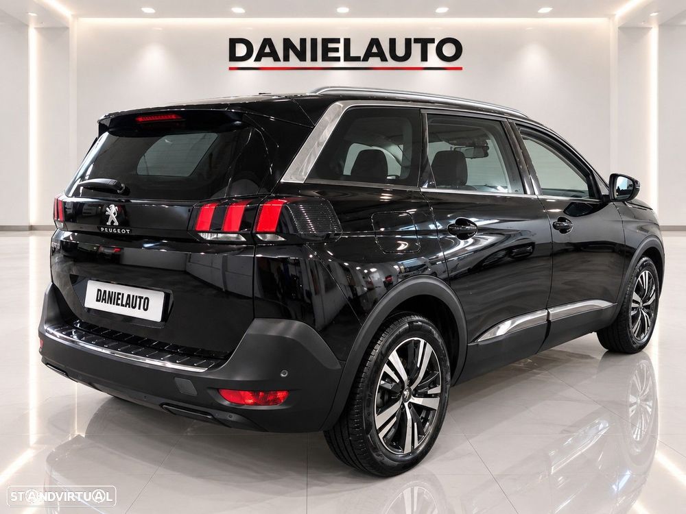 Peugeot 5008 2018 photo 4