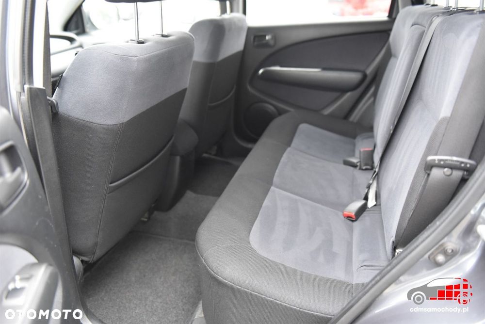 Mitsubishi Outlander - 14