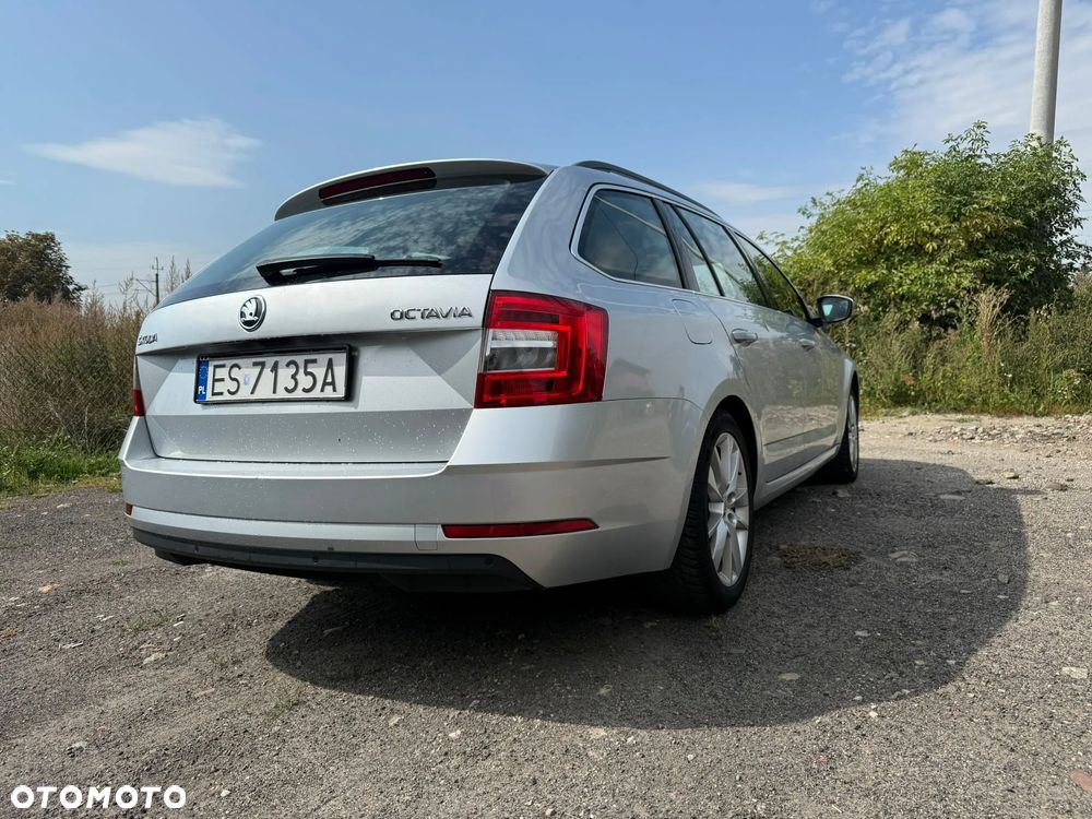 Skoda Octavia 2.0 TDI SCR Style DSG - 8