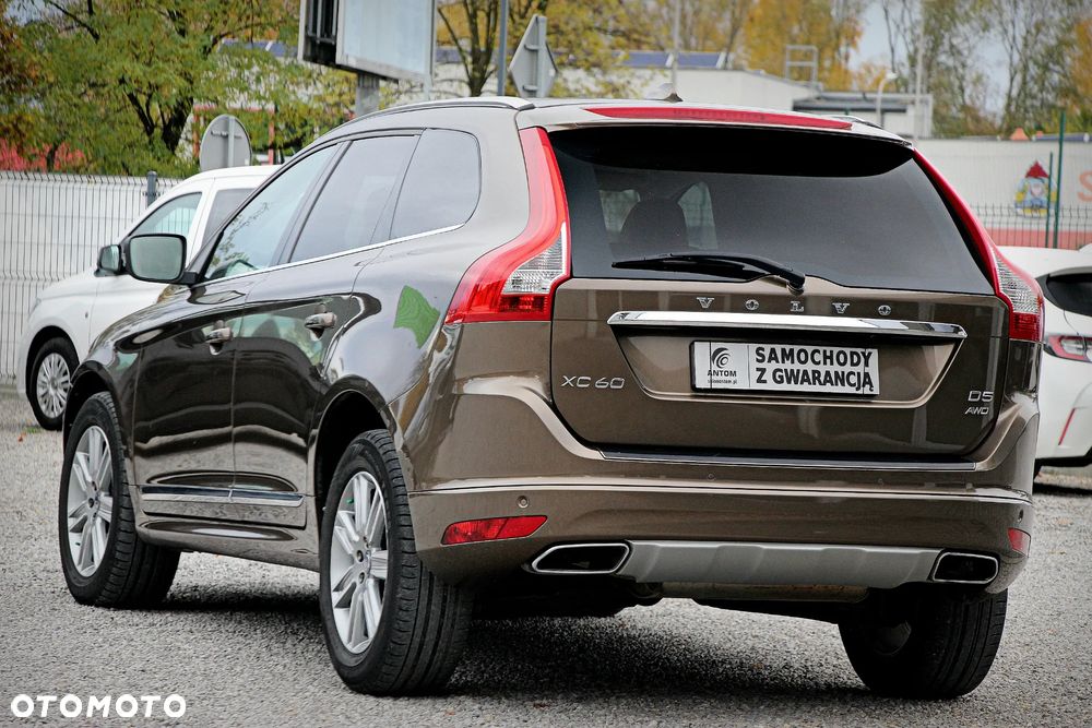 Volvo XC 60 D5 AWD Summum - 6