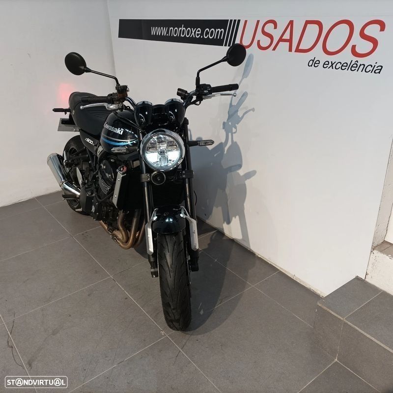 Kawasaki Z Z900 RS - 2