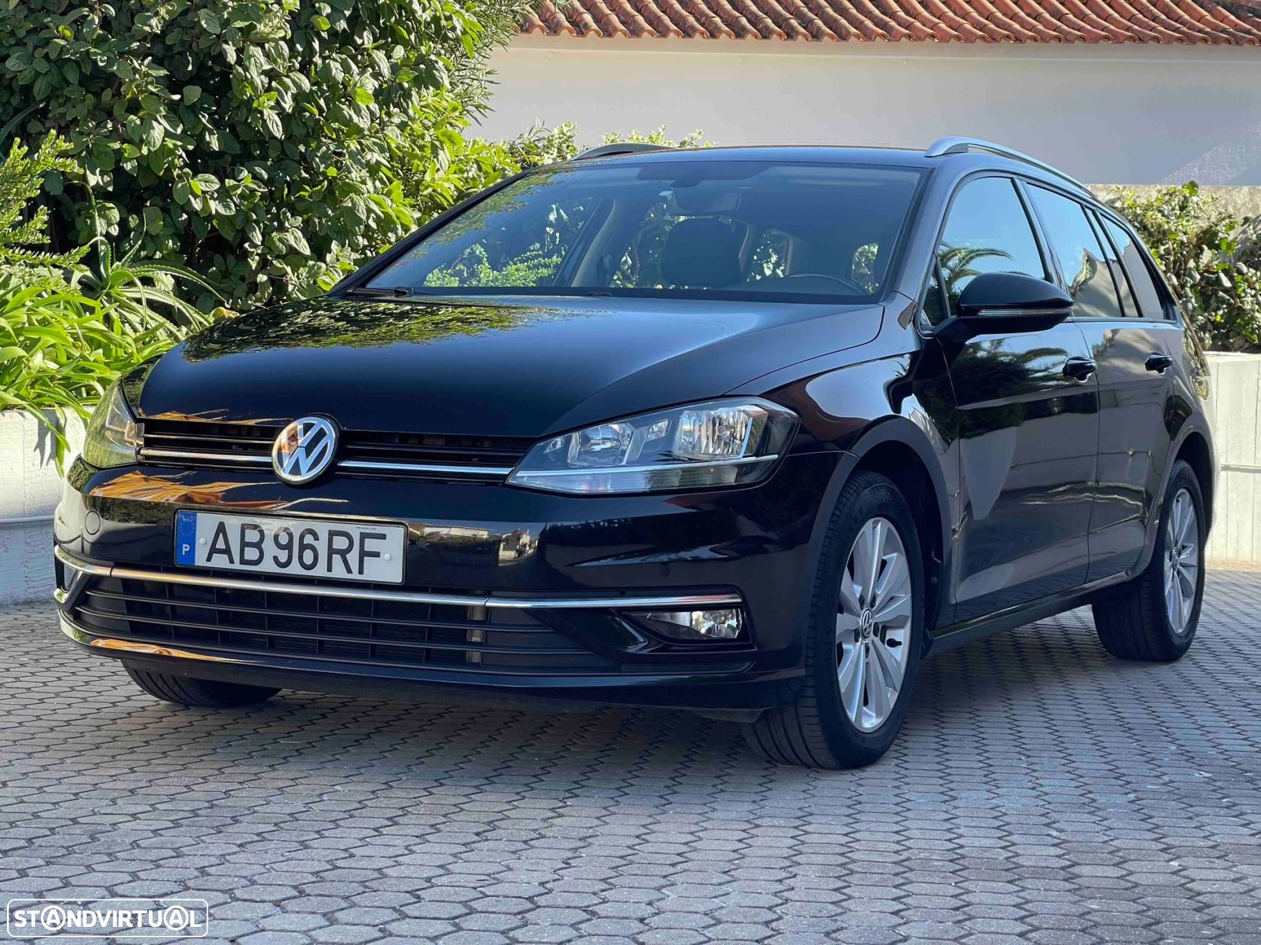 VW Golf 1.6 TDI Confortline - 12