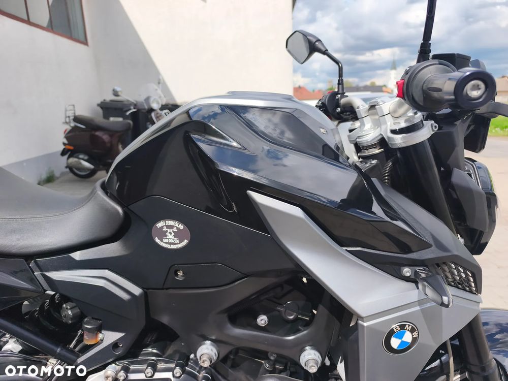 BMW F - 20