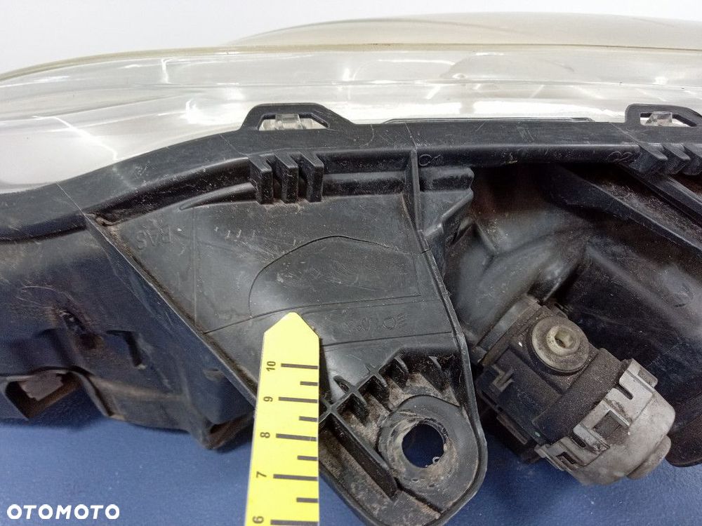 RENAULT LAGUNA III REFLEKTOR PRAWY XENON EU - 7