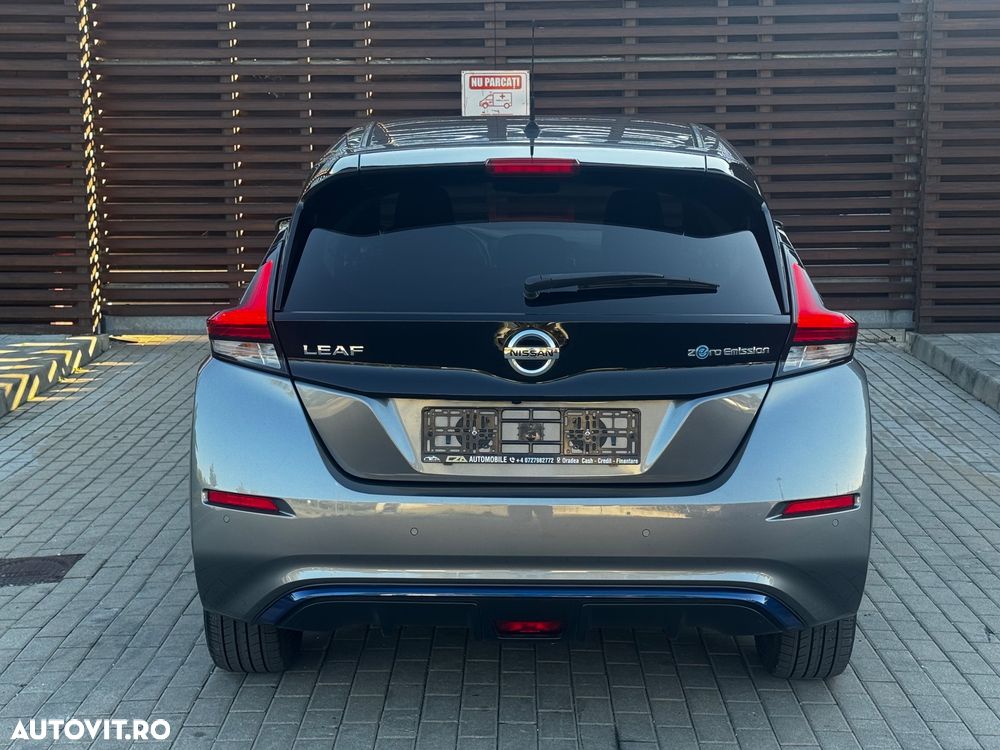 Nissan LEAF 62 kWh e+ N-Connecta - 13