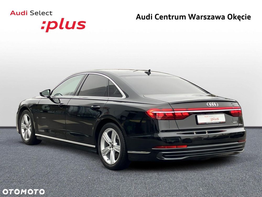 Audi A8 - 6