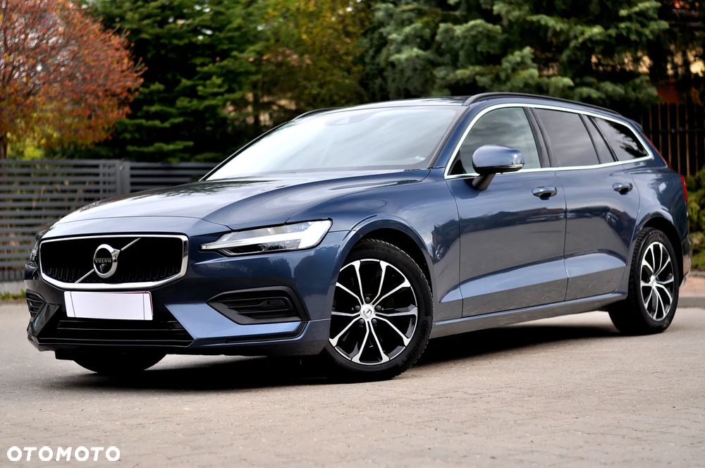 Volvo V60 2022 photo 3