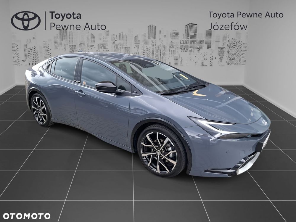 Toyota Prius - 4