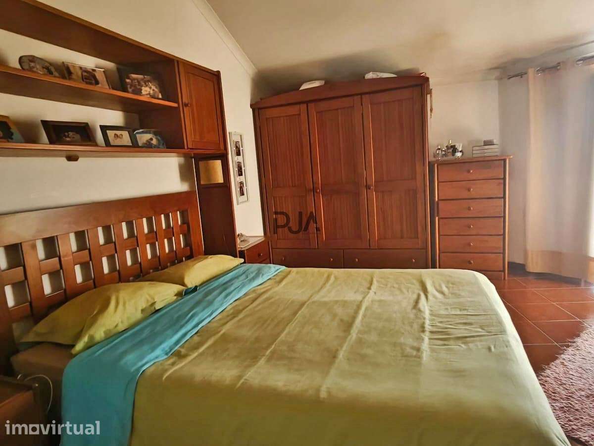 Apartamento T4 Duplex com garagem em Tondela - Grande imagem: 3/8