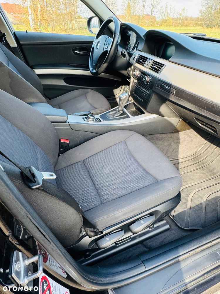 BMW Seria 3 - 22