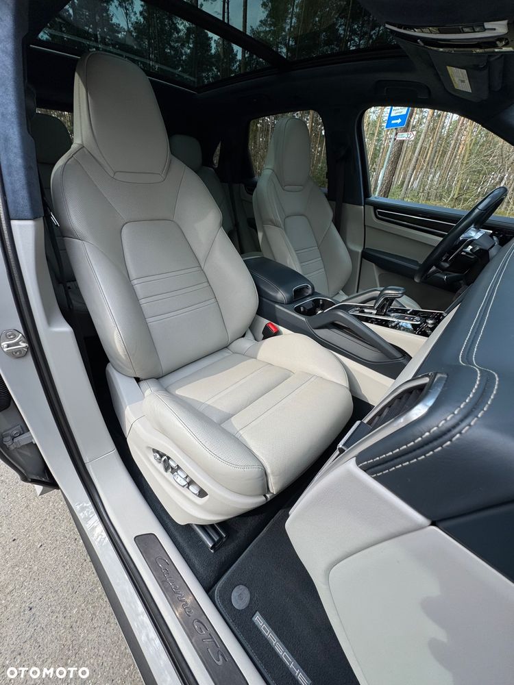 Porsche Cayenne GTS Tiptronic S - 26