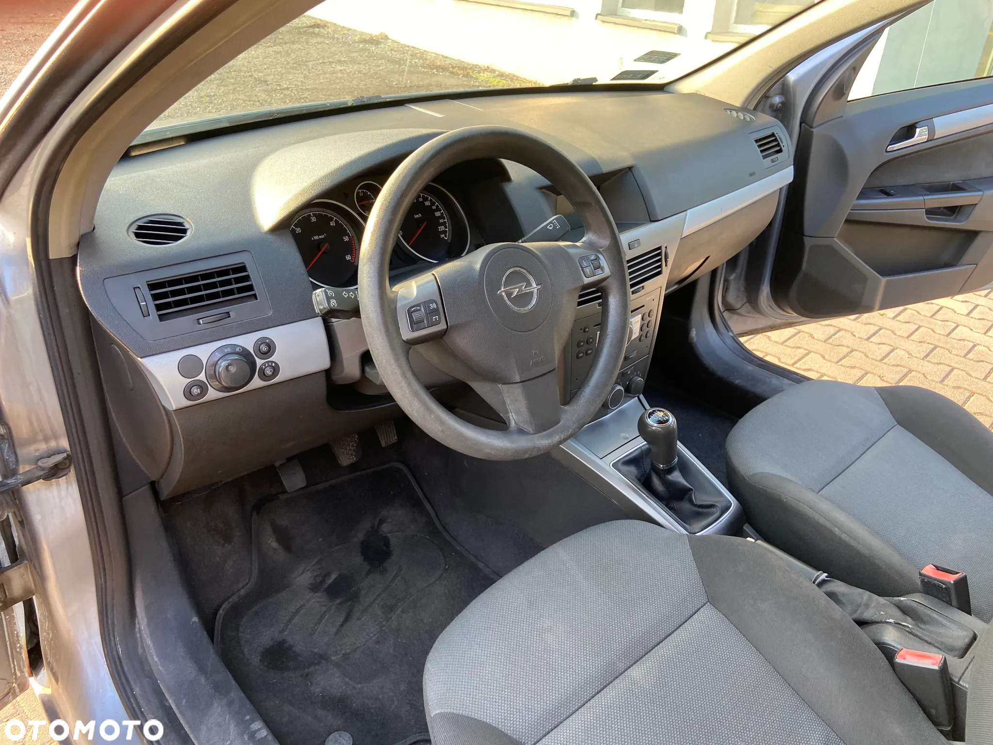 Opel Astra 1.3 CDTI - 8