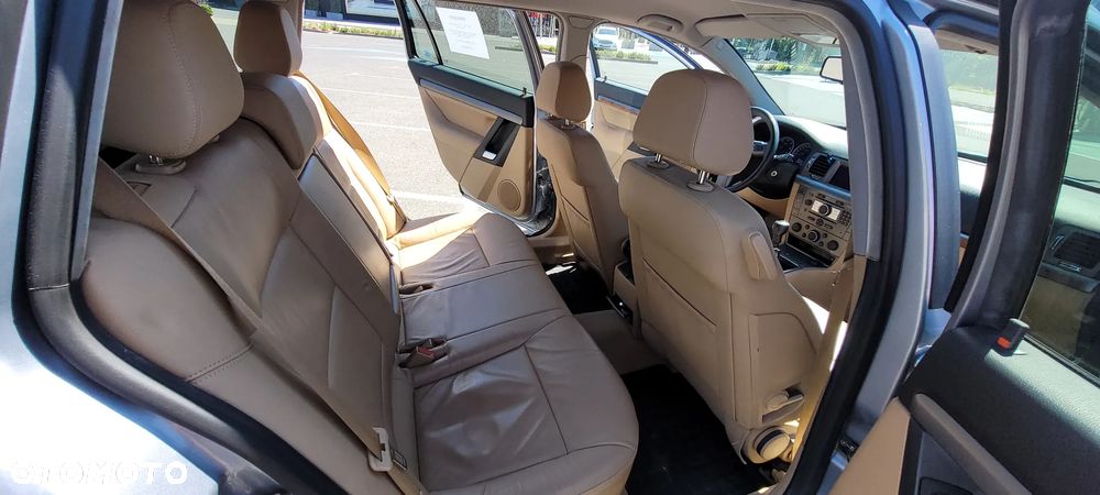 Opel Vectra 1.9 CDTI Cosmo - 14