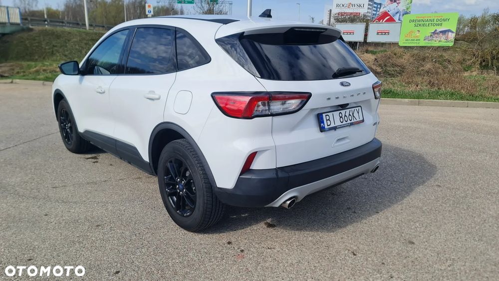 Ford Kuga - 27