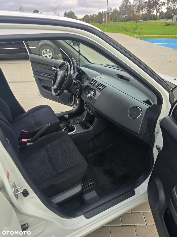 Suzuki Swift 1.3 Comfort - 16