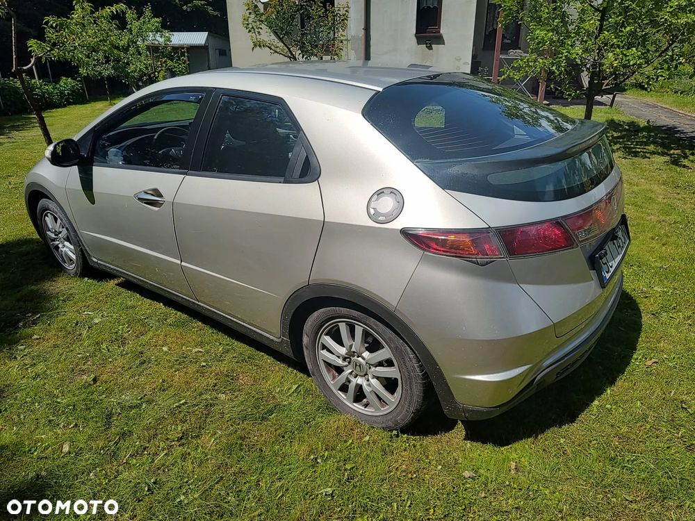 Honda Civic 1.4 Comfort - 10