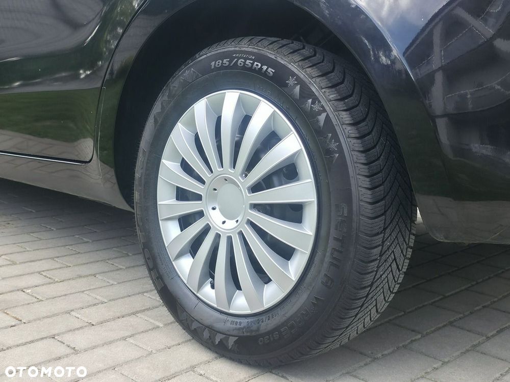 Kia Rio - 6