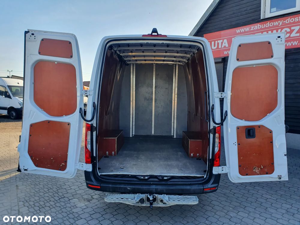 Mercedes-Benz SPRINTER - 6