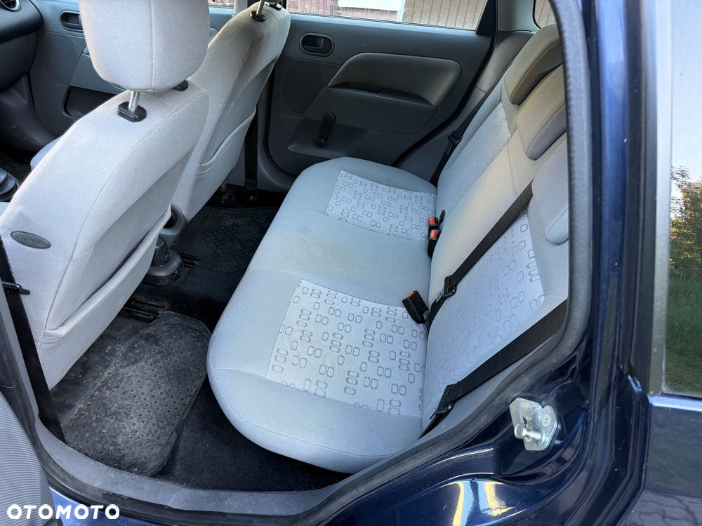 Ford Fiesta 1.3 - 12