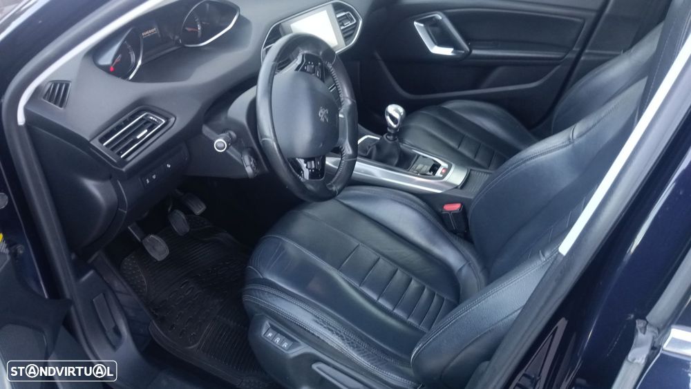 Peugeot 308 1.6 BlueHDi Allure J17 - 11