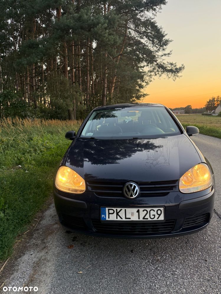 Volkswagen Golf - 5