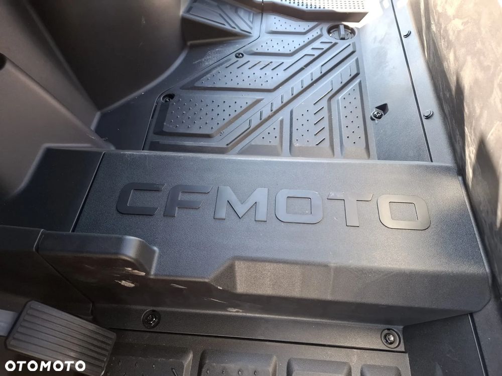 CFMoto UForce - 17