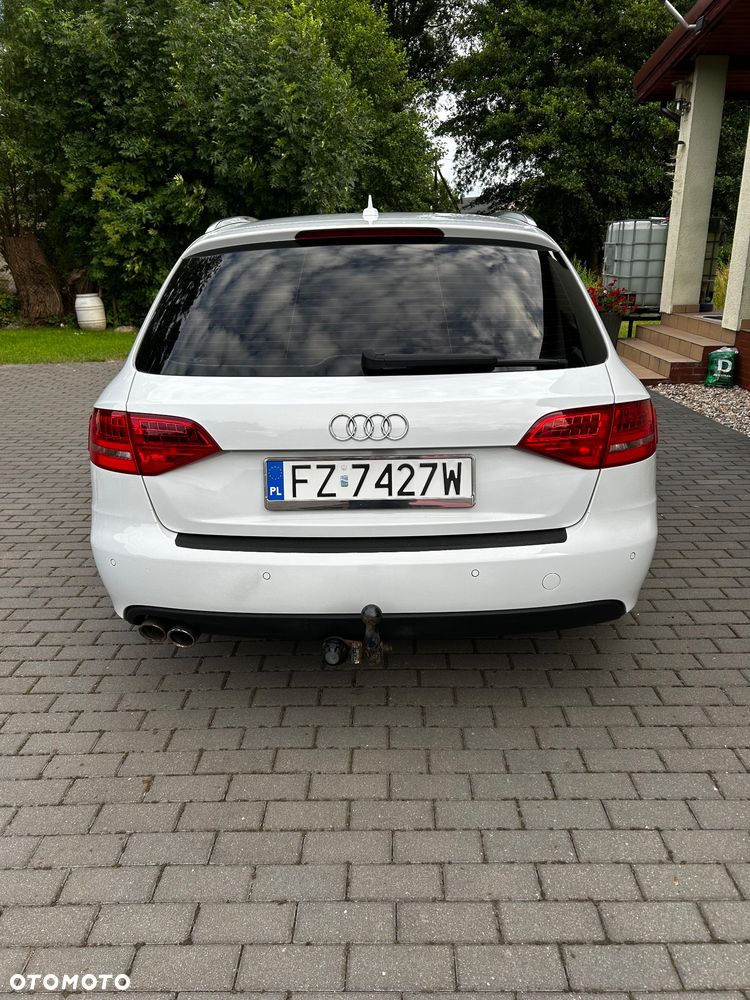 Audi A4 Avant 2.0 TDI Quattro Line - 10