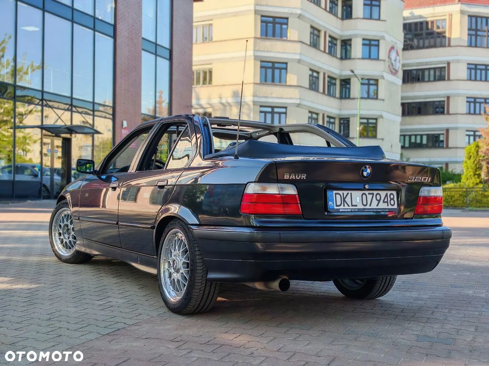 BMW Seria 3 320i - 17