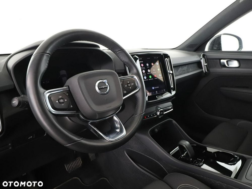 Volvo XC 40 Recharge Core - 15