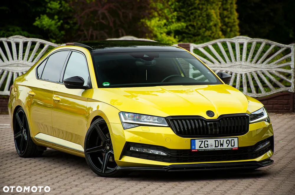 Skoda Superb 2.0 TDI DSG Sportline - 1