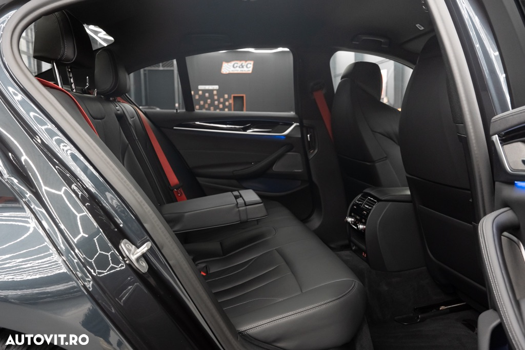 BMW M5 AT - 14