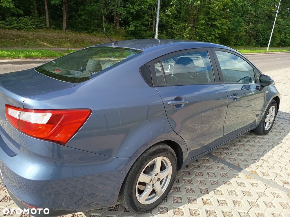 Kia Rio 1.4 M - 7