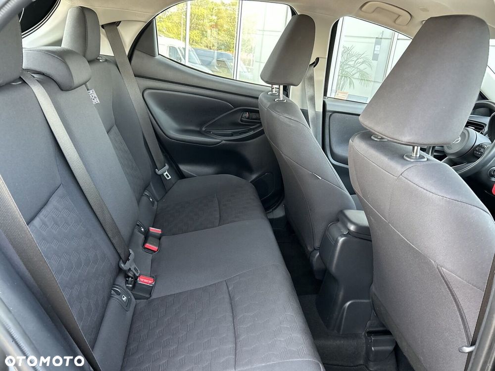 Toyota Yaris Hybrid 1.5 Comfort - 22