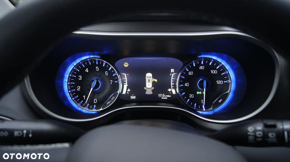 Chrysler Pacifica - 11