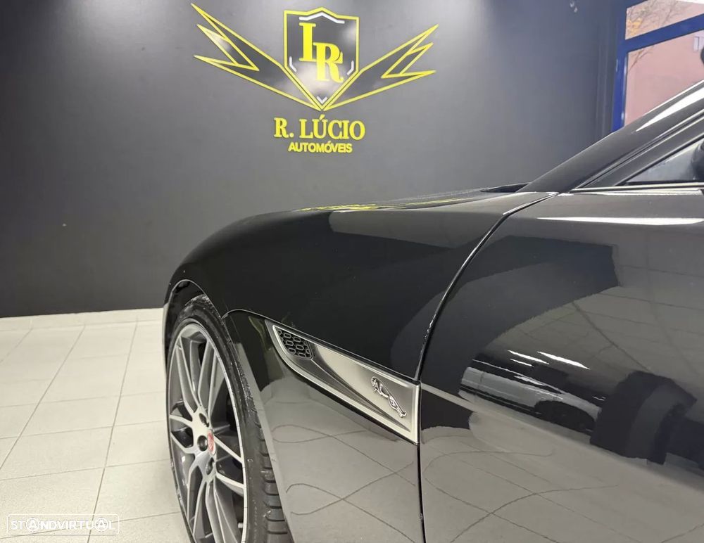 Jaguar F-Type 2.0 i4 R-Dynamic Black - 31