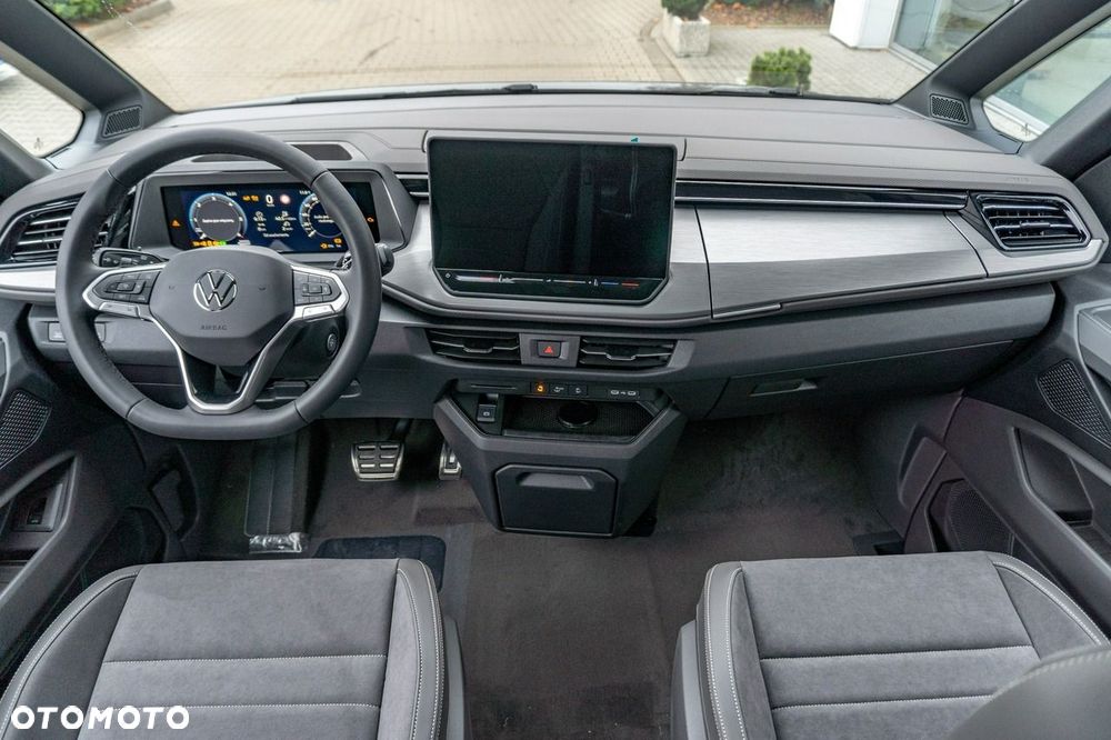 Volkswagen Multivan - 23