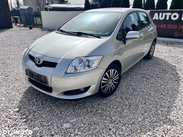 Toyota Auris 1.4 VVT-i Terra