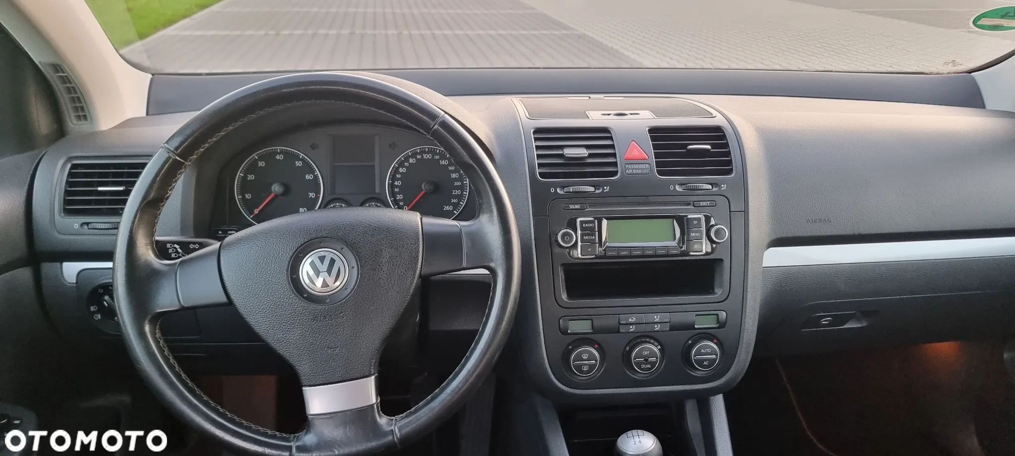 Volkswagen Golf 1.6 Tour - 17