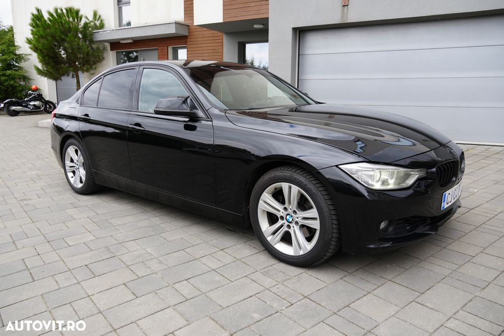 BMW Seria 3 320d Aut. Sport Line - 2