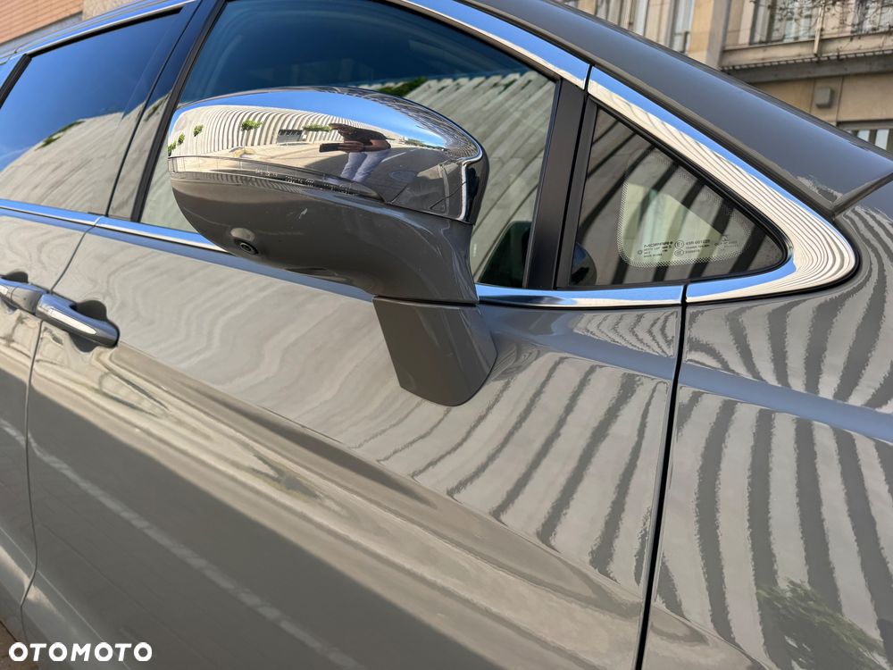 Chrysler Pacifica - 18
