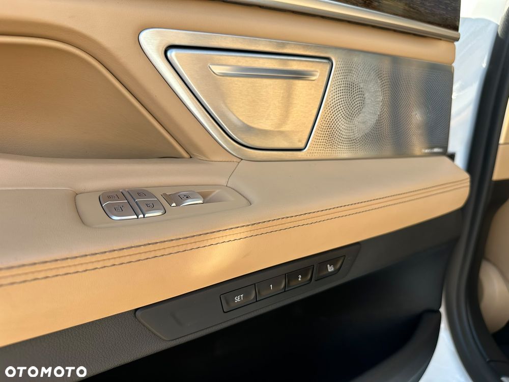 BMW Seria 7 - 21