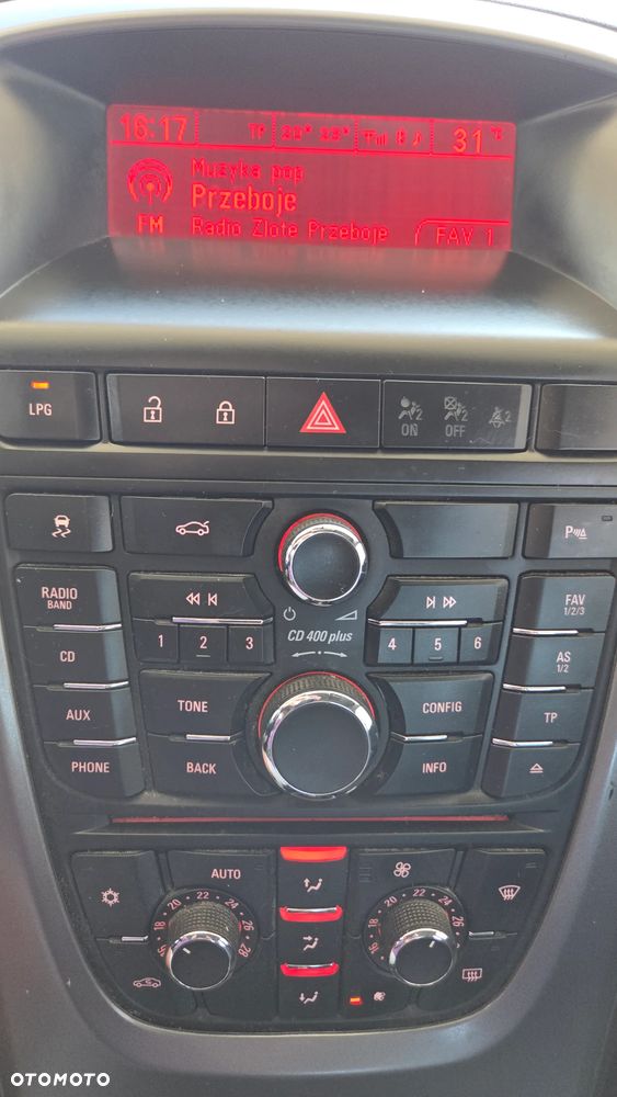 Opel Astra - 11