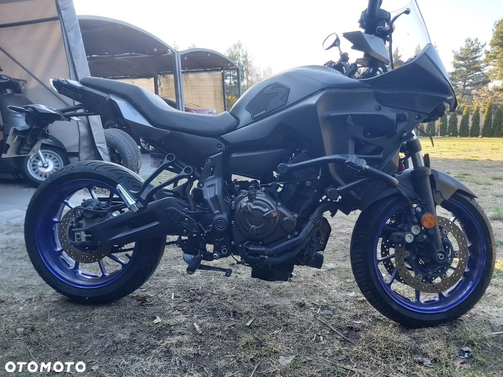 Yamaha MT - 8
