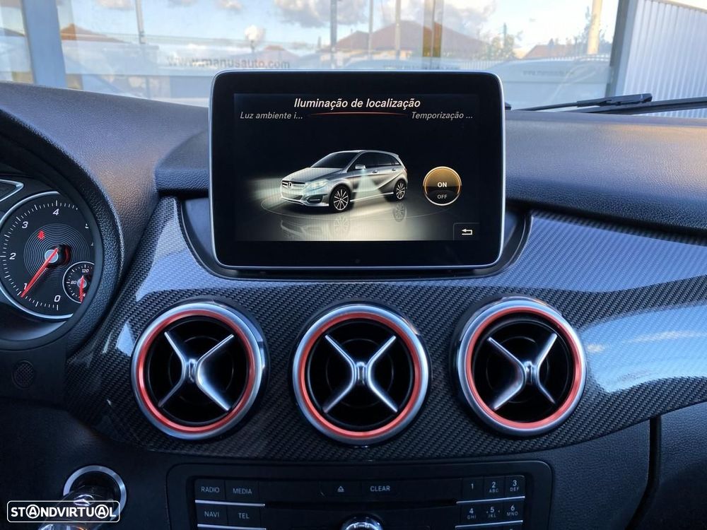 Mercedes-Benz B 180 d AMG Line - 17