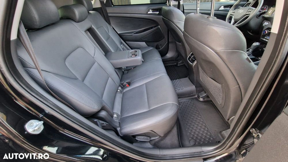 Hyundai Tucson 2.0 CRDI 4WD Automatik Premium - 13