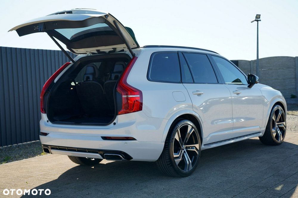 Volvo XC 90 - 7