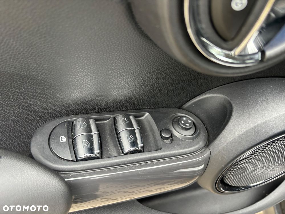 MINI Cooper - 17