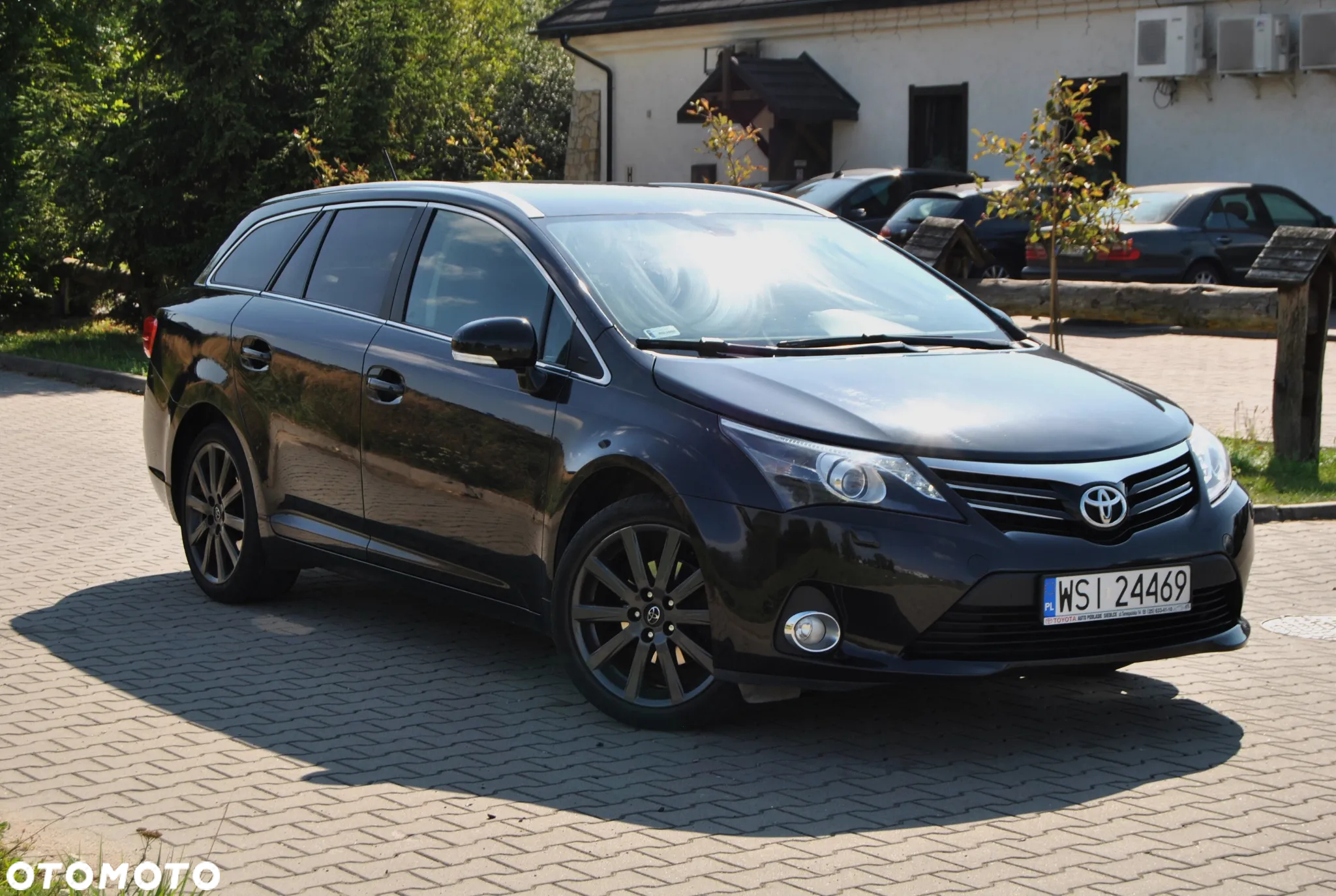 Toyota Avensis Combi 2.0 Multidrive S Executive - 2