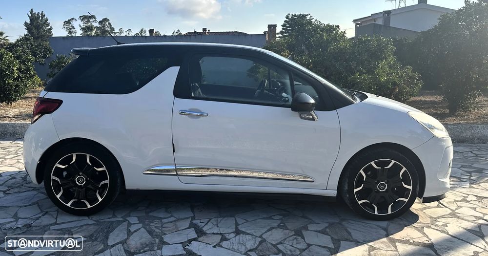 Citroën DS3 1.6 e-HDi So Chic - 10