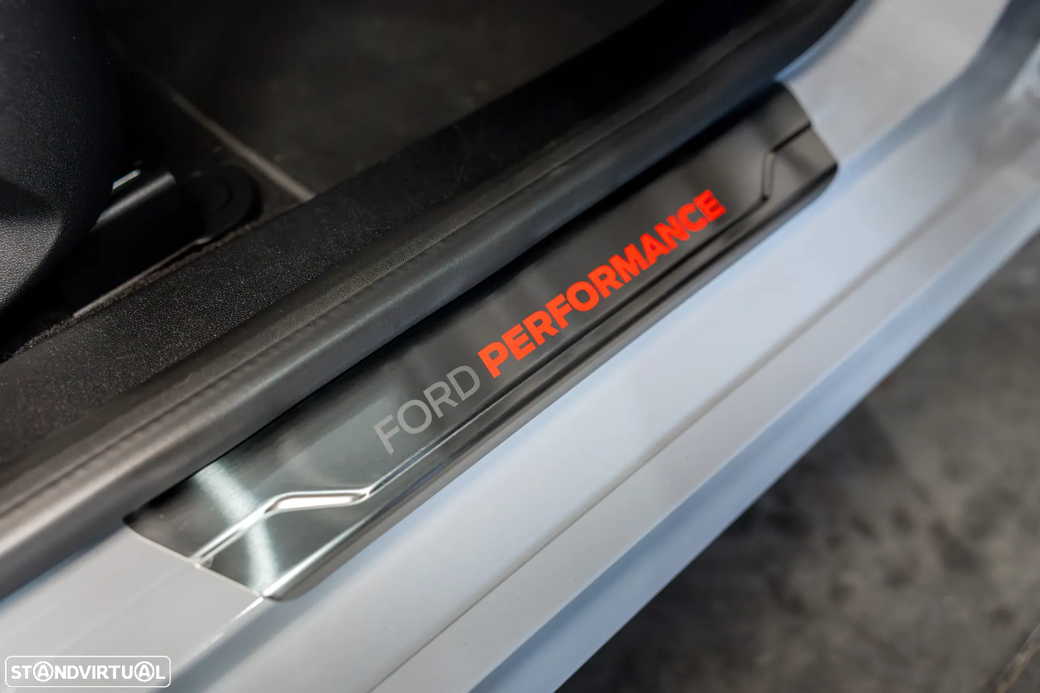 Ford Fiesta 1.5 EcoBoost S&S ST X - 47